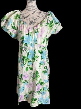 Old Navy White Floral Smocked Top with Pastel Blue & Lavender Blooms